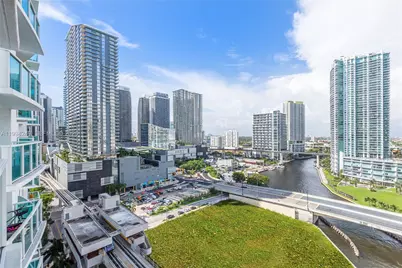 31 SE 5th St #3914, Miami, FL 33131 - Photo 7