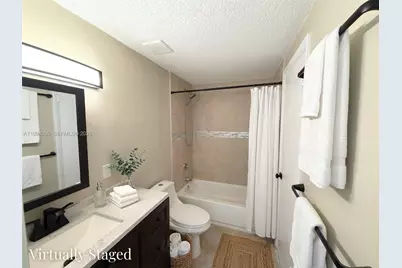 3640 NW 9th St #505, Miami, FL 33125 - Photo 3