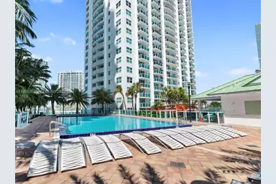 41 SE 5th St #1006, Miami, FL 33131 - Photo 11