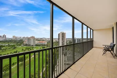 20379 W Country Club Dr #2236, Aventura, FL 33180 - Photo 5