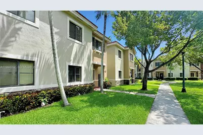 22631 SW 88th Pl #2-18, Cutler Bay, FL 33190 - Photo 3