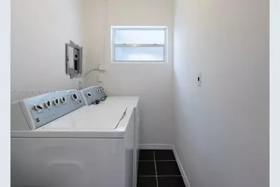 580 NW 189th Ter, Miami Gardens, FL 33169 - Photo 21