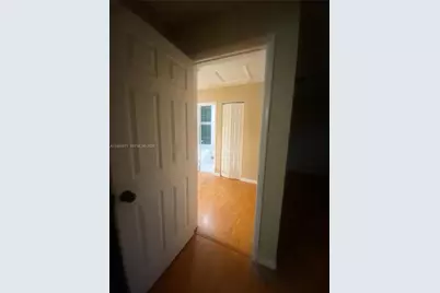 2627 NW 47th Ter #206, Lauderdale Lakes, FL 33313 - Photo 5