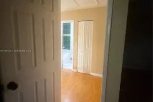 2627 NW 47th Terrace, Lauderdale Lakes, FL 33313 - Photo 5