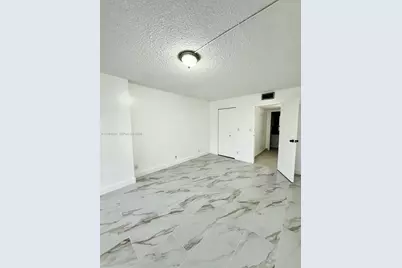 800 Parkview Dr #217, Hallandale Beach, FL 33009 - Photo 7