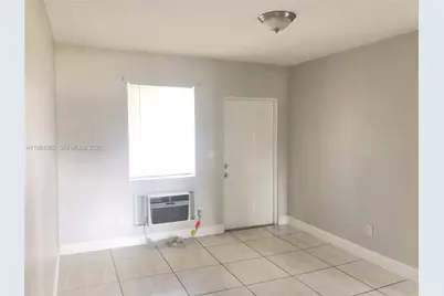 1940 Washington Ave #11, Opa Locka, FL 33054 - Photo 5