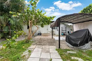 5635 Pierce St, Hollywood, FL 33021 - Photo 25