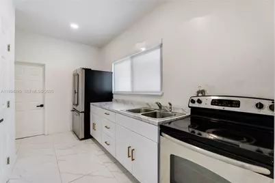 5635 Pierce St, Hollywood, FL 33021 - Photo 21