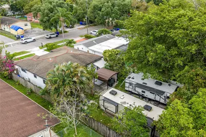 5635 Pierce St, Hollywood, FL 33021 - Photo 7