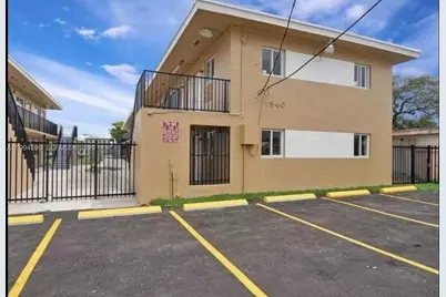 1940 Washington Ave #12, Opa Locka, FL 33054 - Photo 13