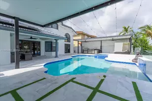 15763 SW 43rd St, Miami, FL 33185 - Photo 5