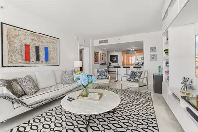 6801 Collins Ave #1112 (Door 1102), Miami Beach, FL 33141 - Photo 15