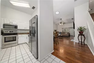 703 Swan Ln, Altamonte Springs, FL 32701 - Photo 3