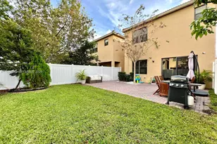 649 NE 191st St, Miami, FL 33179 - Photo 5