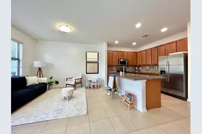 649 NE 191st St, Miami, FL 33179 - Photo 7