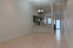 6702 NW 190th St, Hialeah, FL 33015 - Photo 15