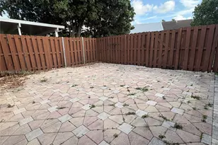 6702 NW 190th St, Hialeah, FL 33015 - Photo 29