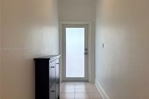 6702 NW 190th St, Hialeah, FL 33015 - Photo 5