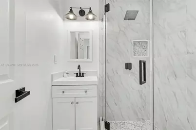 55 SW 13th St #B, Dania Beach, FL 33004 - Photo 11