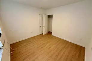 255 NW 32nd St, Miami, FL 33127 - Photo 11