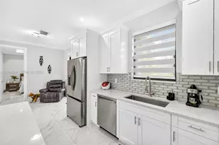 2680 Desoto Blvd S, Naples, FL 34117 - Photo 11