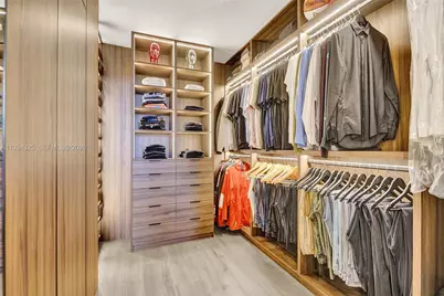 1000 Quayside Ter #707, Miami, FL 33138 - Photo 19