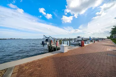 1000 Quayside Ter #707, Miami, FL 33138 - Photo 43