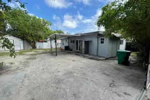 7191 SW 15th St, Miami, FL 33144 - Photo 9