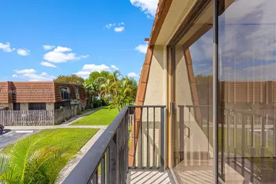 4843 NW 95th Ave, Sunrise, FL 33351 - Photo 35