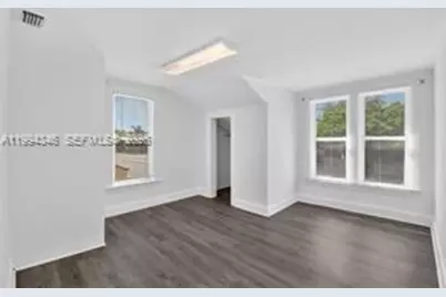 220 SW 16th St #Front, Dania Beach, FL 33004 - Photo 11