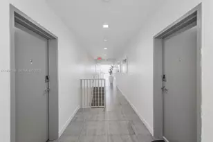 165 NW 39th St, Miami, FL 33127 - Photo 17