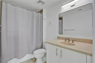 7900 Harbor Island Dr, North Bay Village, FL 33141 - Photo 25