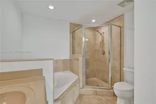 7900 Harbor Island Dr, North Bay Village, FL 33141 - Photo 19