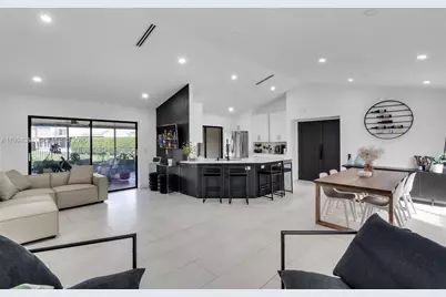 4787 NW 1st Dr, Deerfield Beach, FL 33442 - Photo 9