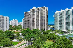 20281 E Country Club Dr, Aventura, FL 33180 - Photo 1