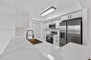 19501 W Country Club Dr, Aventura, FL 33180 - Photo 15