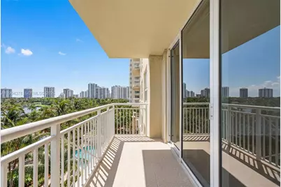 19501 W Country Club Dr #602, Aventura, FL 33180 - Photo 11