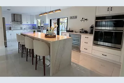 15880 SW 141st Ct, Miami, FL 33177 - Photo 3