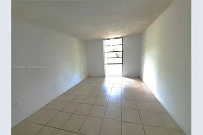 16950 W Dixie Hwy #127, North Miami Beach, FL 33160 - Photo 11