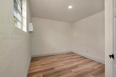 5632 SW 19th St, West Park, FL 33023 - Photo 17