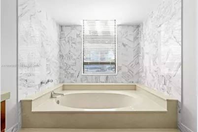 5845 Collins Ave #101, Miami Beach, FL 33140 - Photo 25