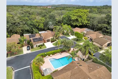 2236 Seagrape Cir, Coconut Creek, FL 33066 - Photo 17