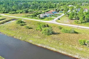 1134 Hudson St E, Lehigh Acres, FL 33974 - Photo 25