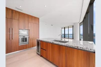 175 SE 25th Rd #502, Miami, FL 33129 - Photo 11