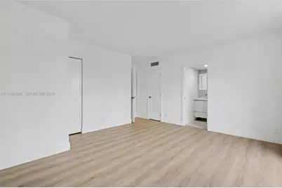 1220 71st St #35, Miami Beach, FL 33141 - Photo 21