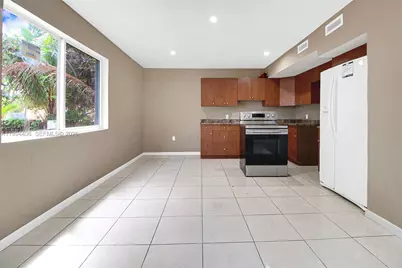 12901 NW Miami Ct, Miami, FL 33168 - Photo 29