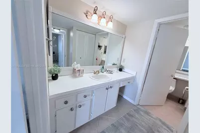 340 Pine Ridge Cir #C-1, Greenacres, FL 33463 - Photo 23