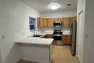 22569 SW 89th Pl, Cutler Bay, FL 33190 - Photo 11