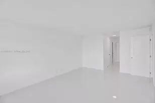 3800 S Ocean Dr, Hollywood, FL 33019 - Photo 31