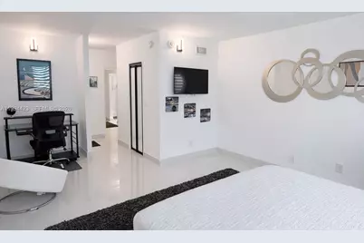 19380 Collins Ave #307, Sunny Isles Beach, FL 33160 - Photo 5